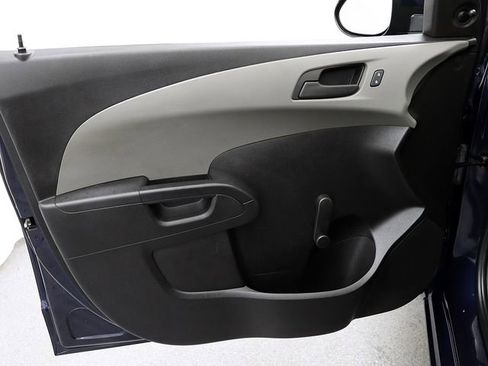 Used 2016 Chevrolet Sonic LS image 22