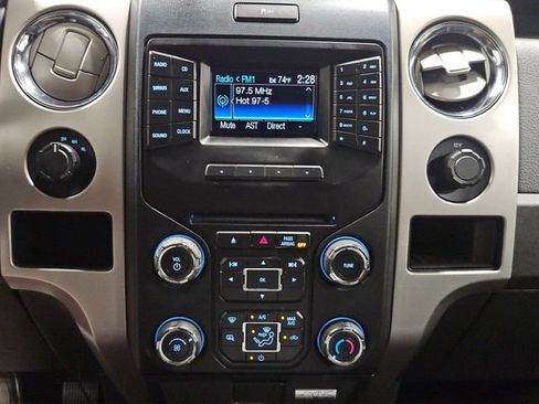 Used 2014 Ford F150 XLT w/ XLT Convenience Package AWD/4WD image 19