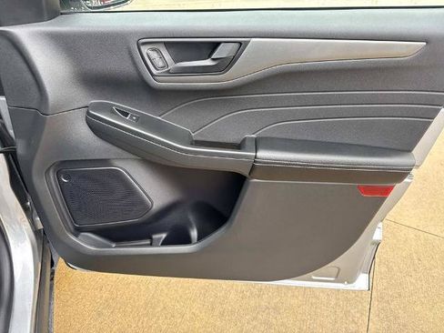Certified 2024 Ford Escape Active FWD image 16