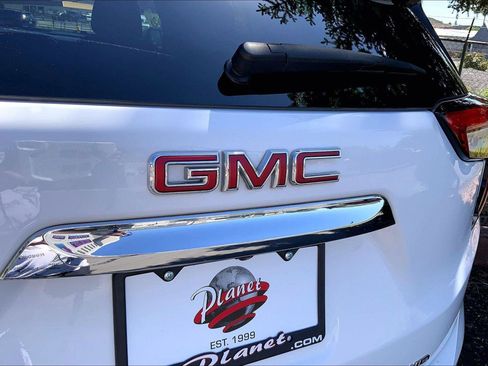 Used 2024 GMC Terrain SLE AWD/4WD image 31
