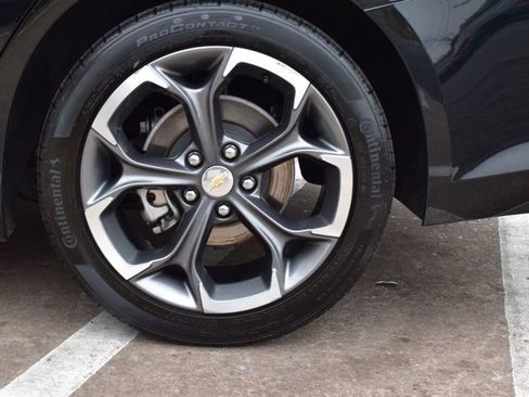 Used 2022 Chevrolet Malibu LT image 11