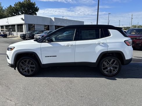 New 2026 Jeep Compass Limited image 4