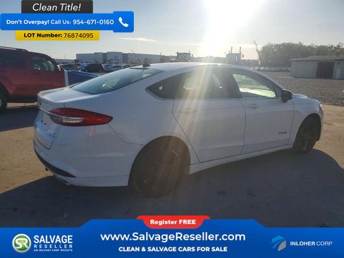 Used 2018 Ford Fusion SE FWD image 4