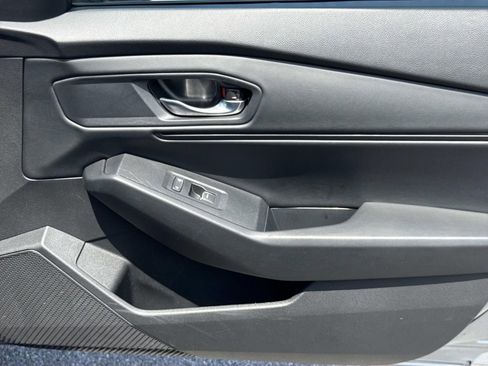 Used 2024 Honda Accord EX image 24