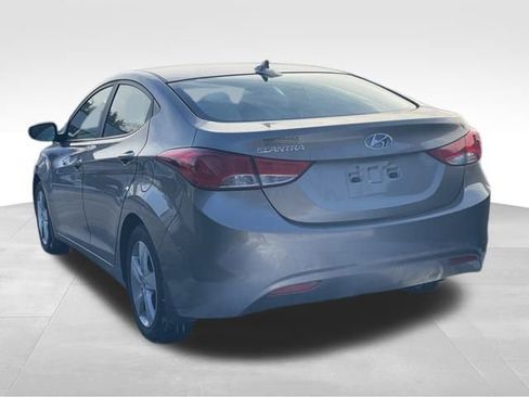 Used 2013 Hyundai Elantra GLS w/ Preferred Pkg image 5