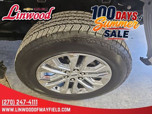 Used 2025 Ford F150 Lariat w/ Equipment Group 501A Mid AWD/4WD image 7