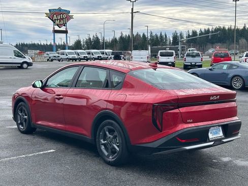 Used 2025 Kia K4 LXS image 4