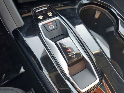 Used 2025 Audi Q5 2.0T Premium w/ Convenience Package image 26