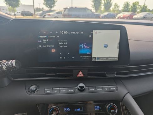 Certified 2025 Hyundai Elantra SEL image 13