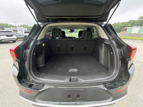 Used 2025 Buick Encore GX Preferred AWD/4WD image 24