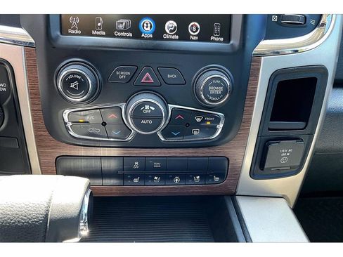 Used 2013 RAM 1500 Laramie w/ Convenience Group AWD/4WD image 33
