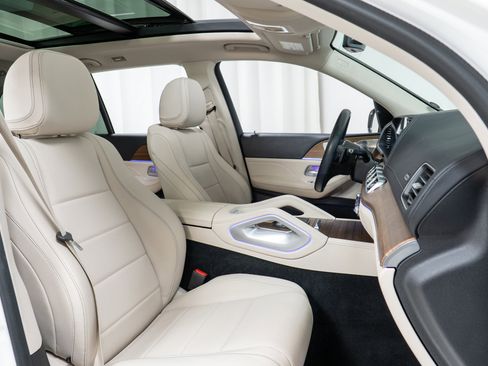 Used 2022 Mercedes-Benz GLS 450 450 4MATIC image 22