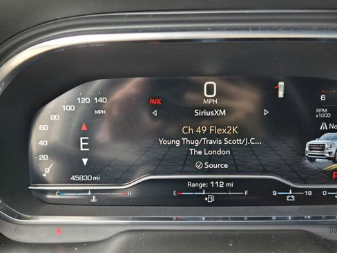 Used 2024 GMC Yukon AT4 w/ Technology Package AWD/4WD image 14