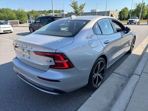 Used 2023 Volvo S60 B5 Plus w/ Climate Package AWD/4WD image 5