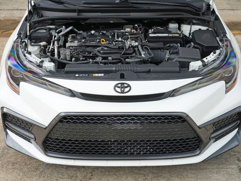Used 2021 Toyota Corolla SE w/ SE Premium Package FWD image 7