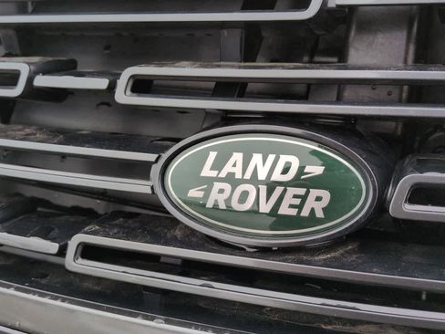 New 2026 Land Rover Range Rover Long Wheelbase SE image 11