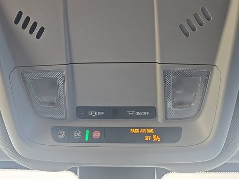 Certified 2024 GMC Terrain SLE w/ Driver Convenience Package FWD image 30