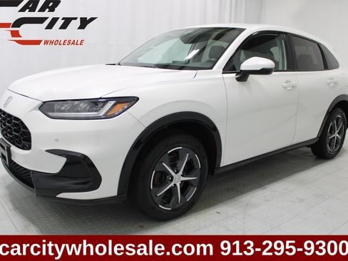 Used 2024 Honda HR-V EX-L image 1