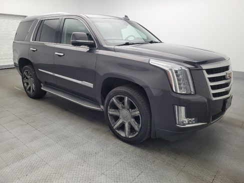 Used 2016 Cadillac Escalade Luxury image 13