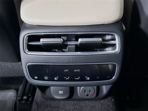 New 2026 Genesis GV70 3.5T Sport Prestige AWD/4WD image 27