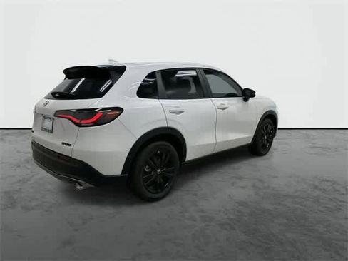 New 2026 Honda HR-V Sport image 4