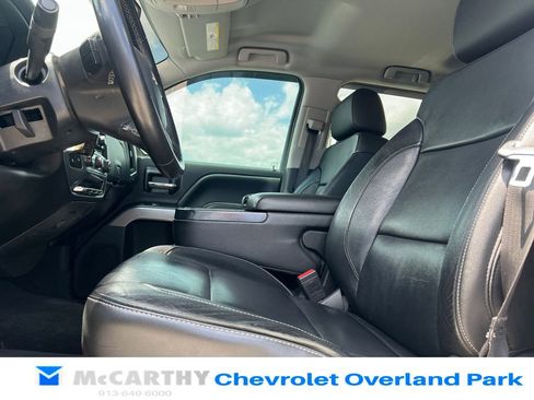 Used 2018 Chevrolet Silverado 1500 LT w/ All Star Edition AWD/4WD image 10