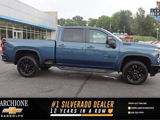 Used 2025 Chevrolet Silverado 2500 LT w/ Trail Boss Package AWD/4WD video 1