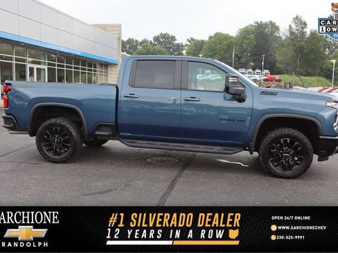 Used 2025 Chevrolet Silverado 2500 LT w/ Trail Boss Package AWD/4WD image 1