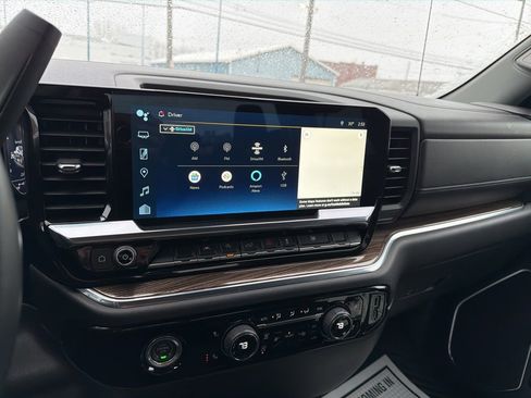 Certified 2024 Chevrolet Silverado 1500 LT image 24