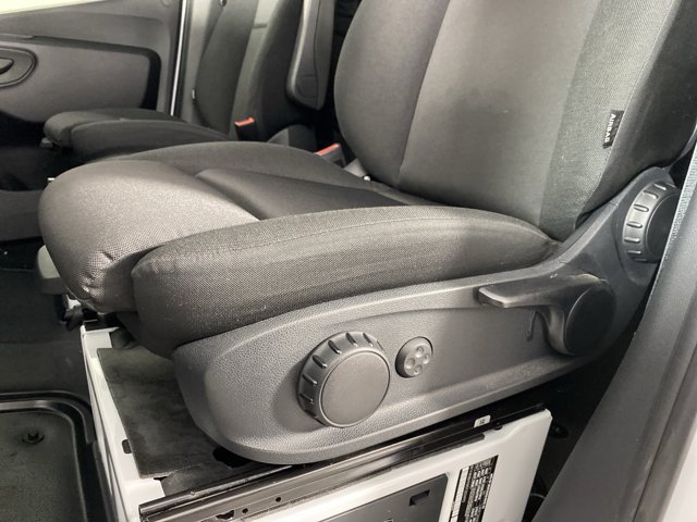 Used 2025 Mercedes-Benz Sprinter 2500 image 16