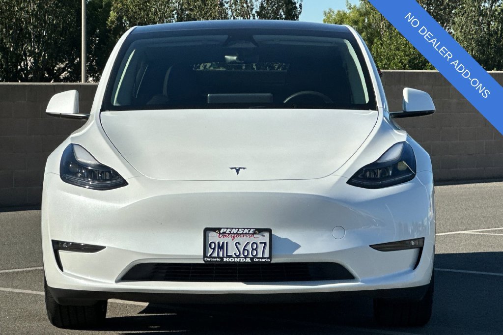 Used 2024 Tesla Model Y Long Range AWD/4WD image 9