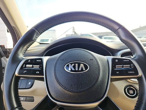 Used 2020 Kia Sorento S image 12