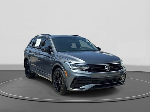 Used 2023 Volkswagen Tiguan SE R-Line FWD image 1