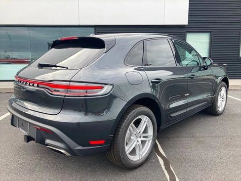 Used 2026 Porsche Macan AWD/4WD image 27