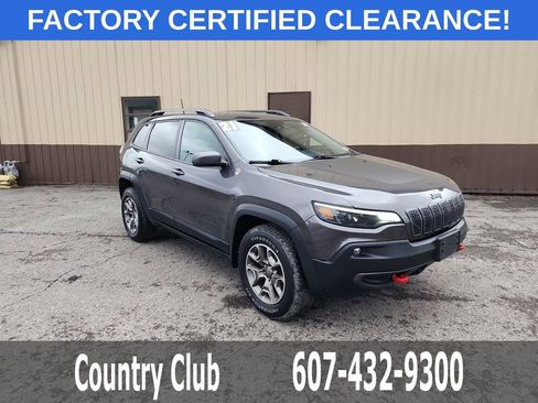 Used 2021 Jeep Cherokee Trailhawk AWD/4WD image 1