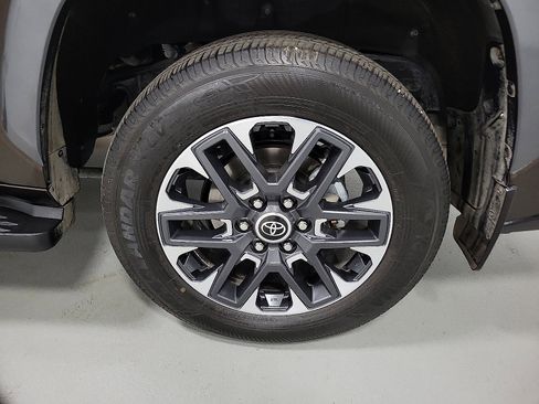 Certified 2024 Toyota Sequoia Limited image 8