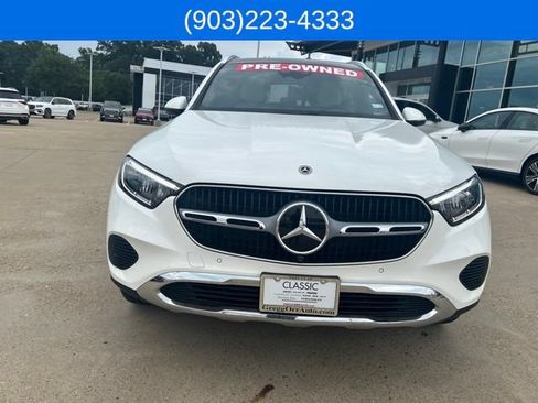 Used 2026 Mercedes-Benz GLC 300 image 2