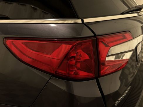 Used 2019 Honda Odyssey EX-L image 22