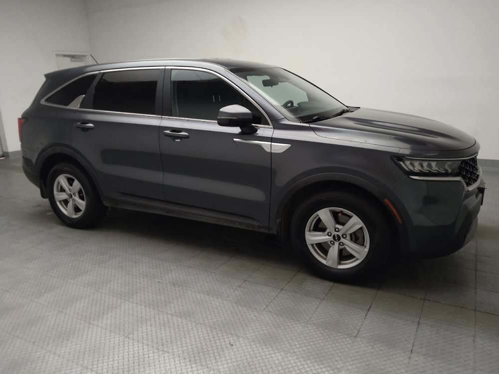 Used 2022 Kia Sorento LX FWD image 11