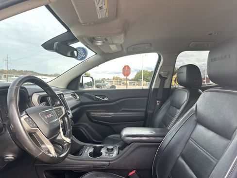 Used 2020 GMC Acadia Denali image 12