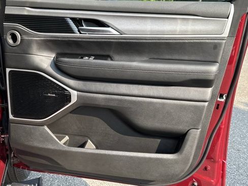 New 2026 Jeep Grand Wagoneer Limited AWD/4WD image 16