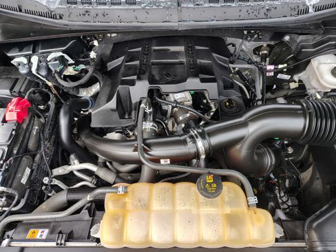 Used 2018 Ford F150 XLT w/ Equipment Group 302A Luxury image 13