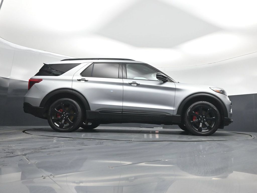 Used 2023 Ford Explorer ST w/ Equipment Group 401A AWD/4WD image 46