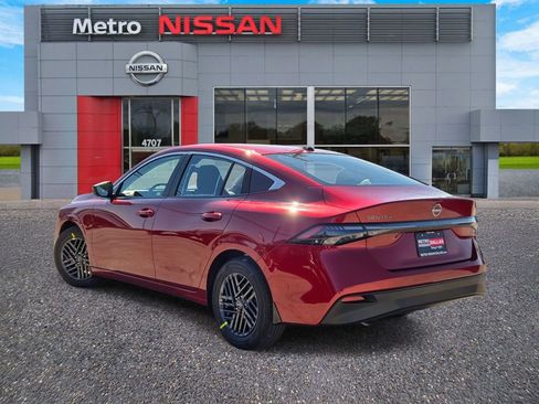 New 2026 Nissan Sentra SV w/ Floor Mat Package FWD image 4