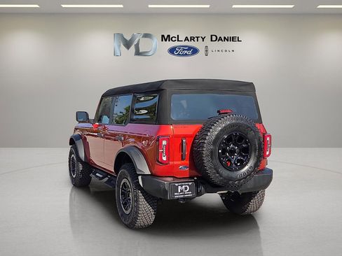 Certified 2023 Ford Bronco Wildtrak image 4