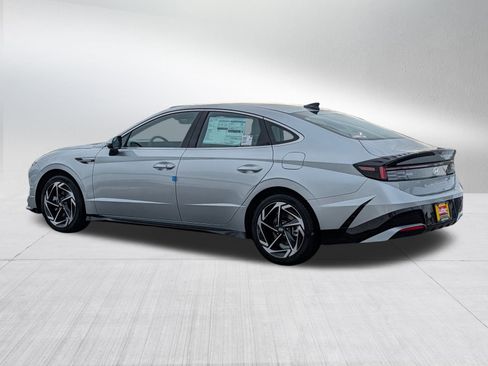 New 2026 Hyundai Sonata SEL image 3