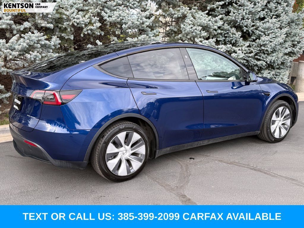 Used 2023 Tesla Model Y Long Range AWD/4WD image 9