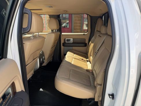 Used 2014 Ford F150 Lariat w/ Equipment Group 502A Luxury AWD/4WD image 7