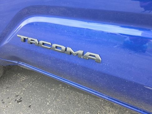 Used 2024 Toyota Tacoma TRD Off-Road image 13