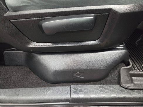 Used 2018 RAM 2500 Tradesman w/ Snow Chief Group image 61